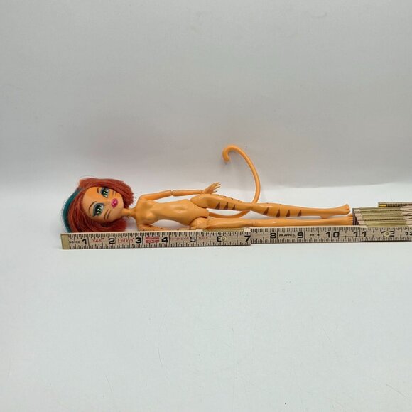 Mattel Monster High Doll Freaky Field Trip Toralei Stripe Tiger Cat 2011 - Picture 4 of 8